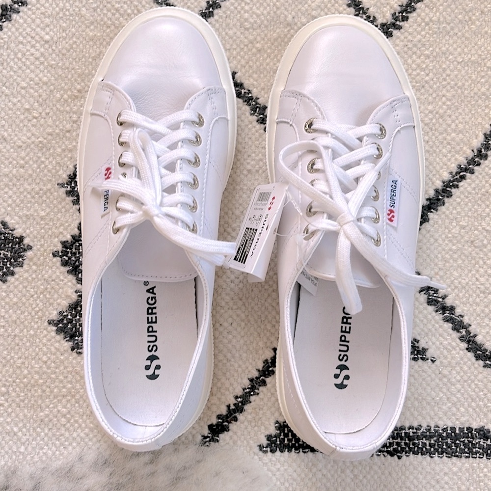 Superga Women’s 2750 Nappa Leather Classic Optical White-Favorio—9 1/2 - Picture 8 of 8